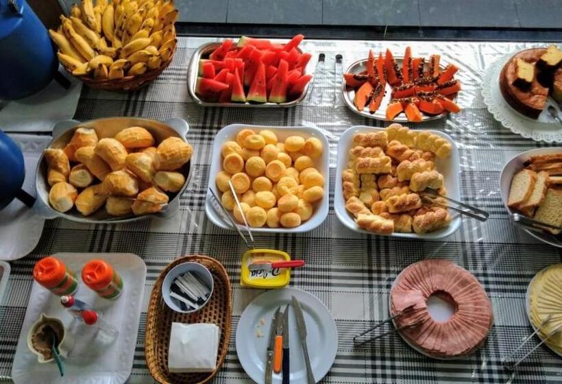 펜션 Pousada Santana Trindade Goiás