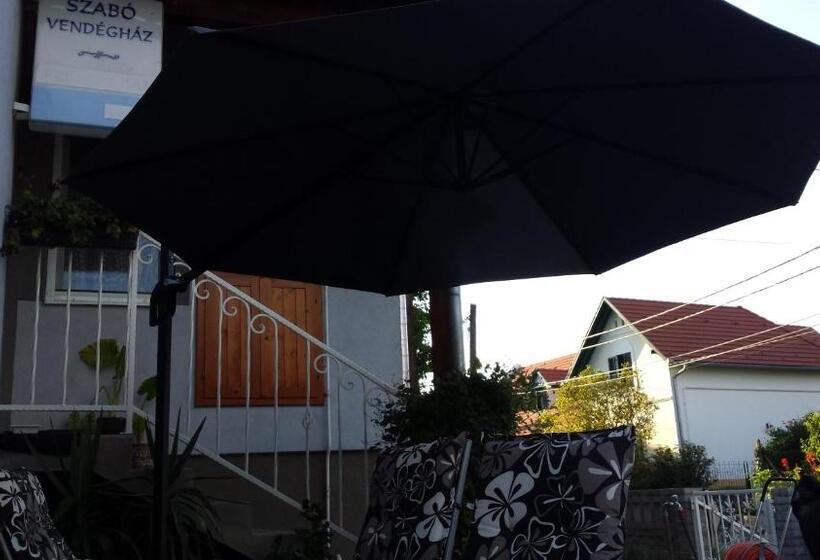 פנסיון Szabó Vendégház