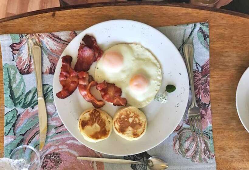 بنسيون Tuscana Villa Guesthouse