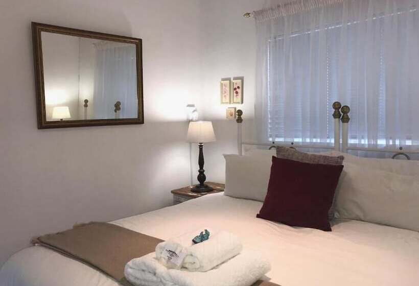 بنسيون Tuscana Villa Guesthouse