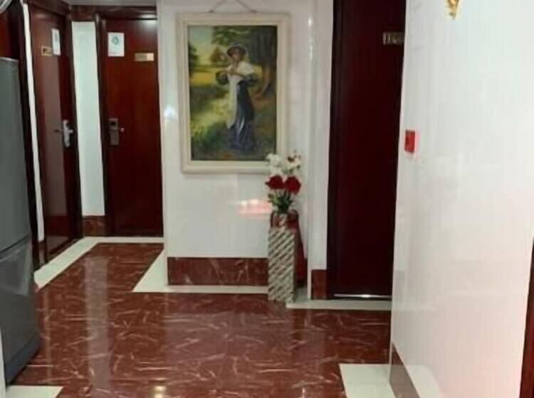 پانسیون Woodstock Hostel