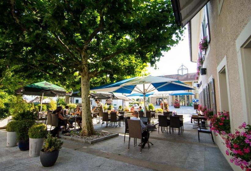 הוסטל Auberge Communale Chez Yann