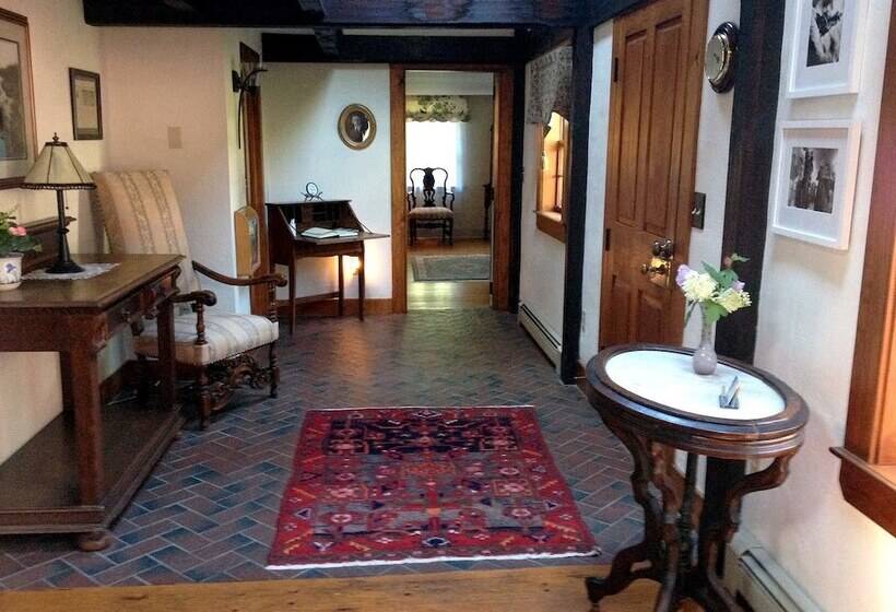 فندق صغير Morning Glory Inn