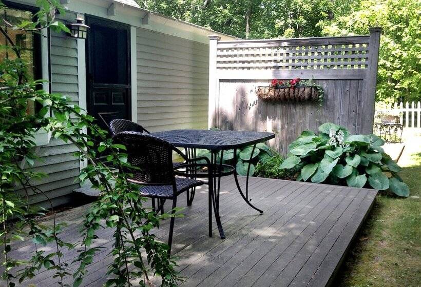 הוסטל Morning Glory Inn