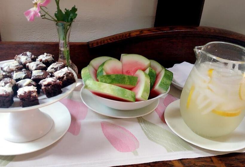 فندق صغير Morning Glory Inn