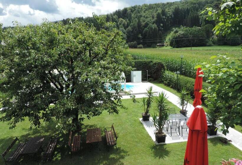 旅馆 Schwanbergerstüberl