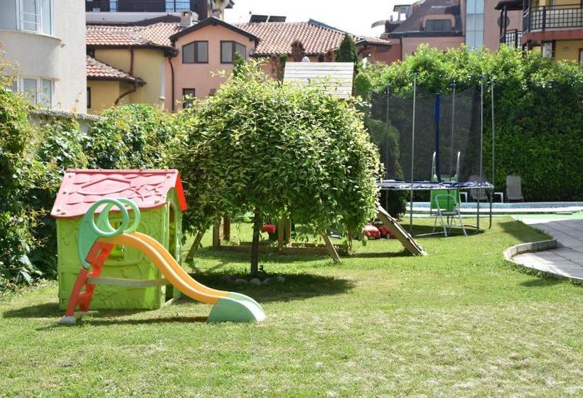 Aparthotel Lucky Family