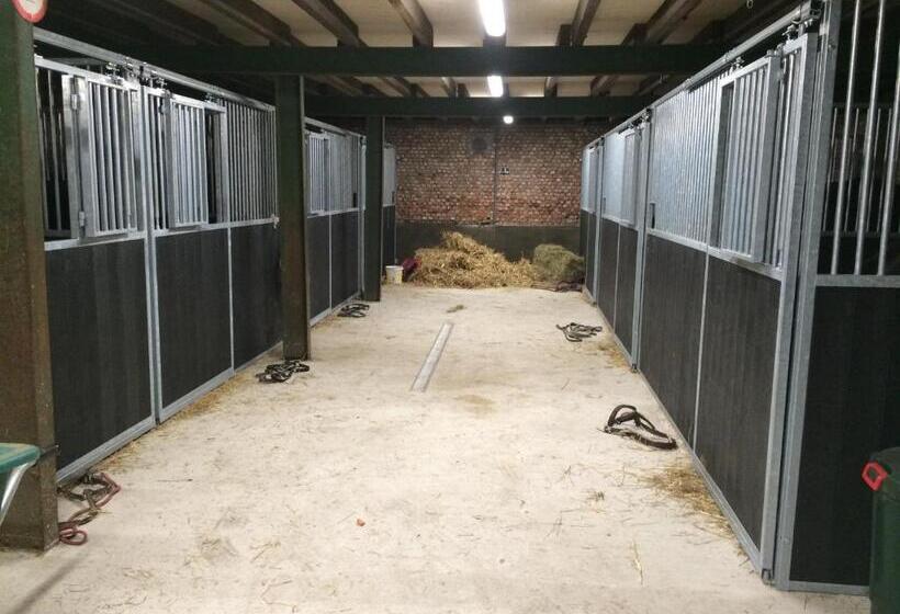 Отель De Distelhoeve