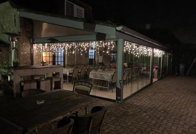 Отель De Distelhoeve