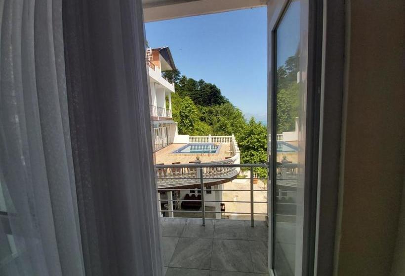 پانسیون Goga Guest House