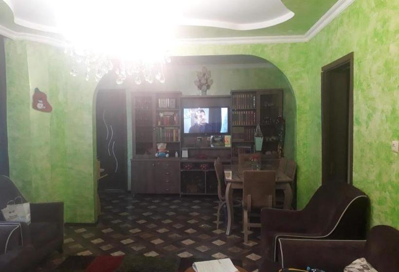 پانسیون Goga Guest House