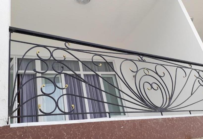 پانسیون Goga Guest House