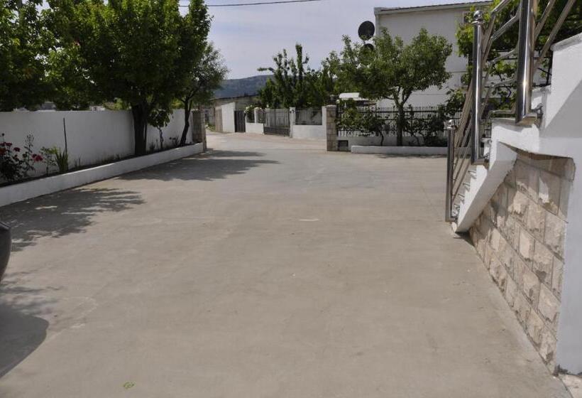 پانسیون Guest House Lalic