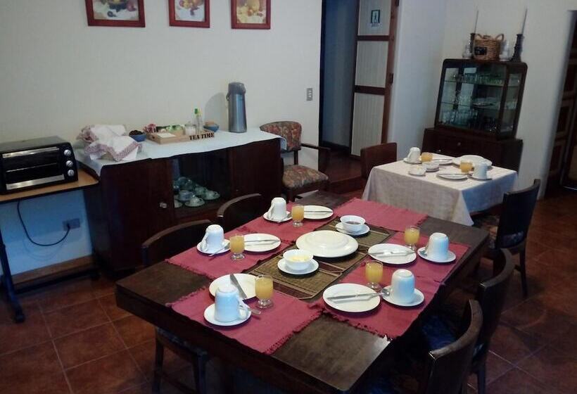 פנסיון Hostal De Antano