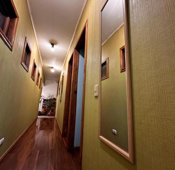 بنسيون Hostal Y Cabañas Mirando Al Mar