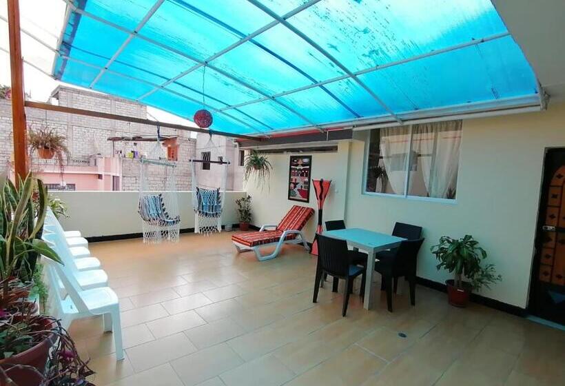 Пансион Hostal Y Complejo Recreacional La Playita De Monse