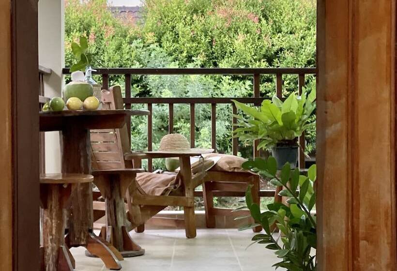 Pensão Lantala Residence