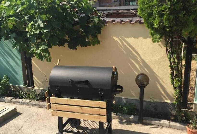 بنسيون Paradise Chernomorets