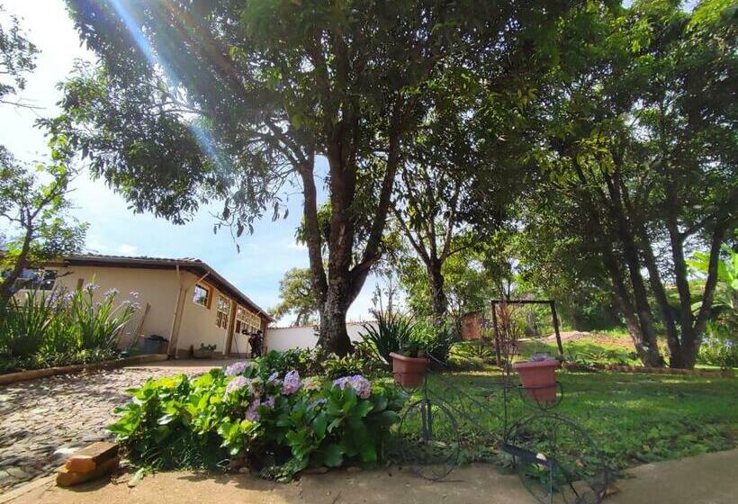 膳宿费 Pousada Canarinho