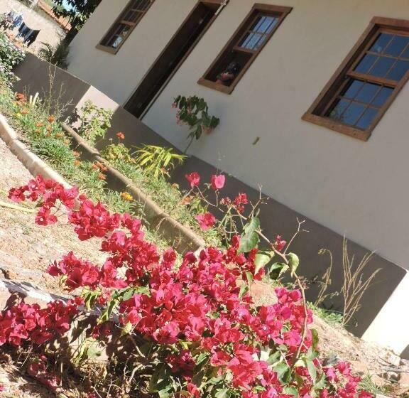 膳宿费 Pousada Canarinho