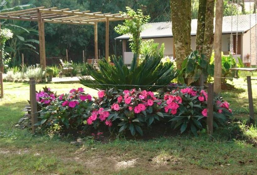 膳宿费 Pousada Canarinho