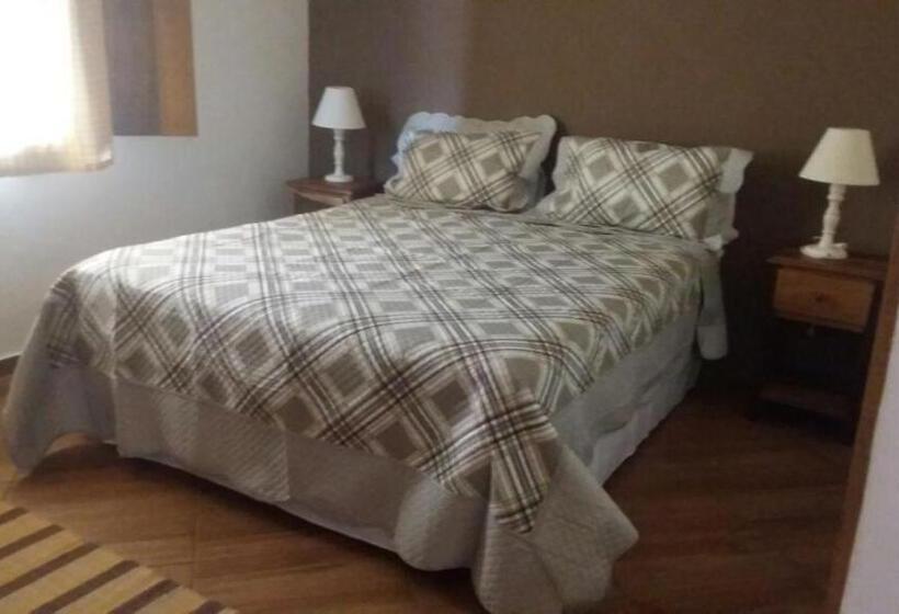 膳宿费 Pousada Canarinho