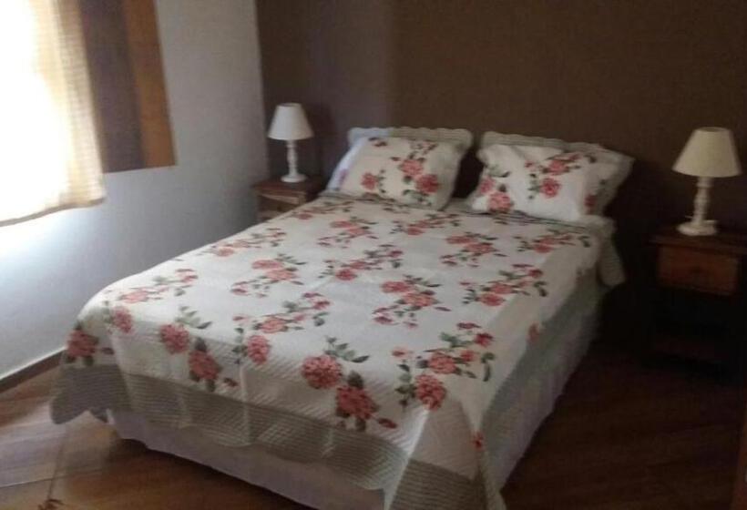 膳宿费 Pousada Canarinho