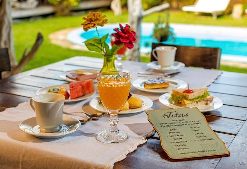 ペンション Pousada Titas