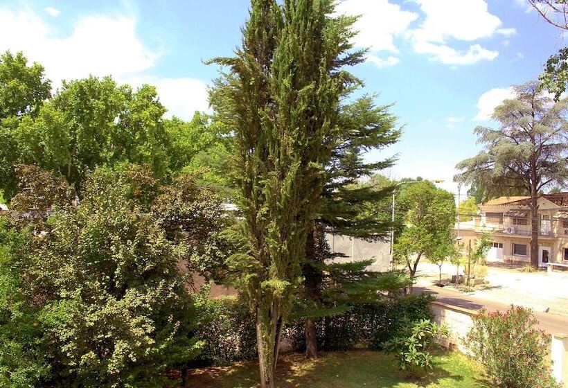 پانسیون Pulmary Guest House