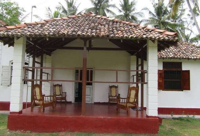 פנסיון The Colonial Villa