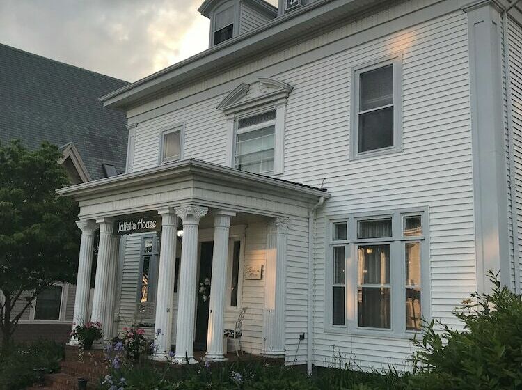 펜션 The Julietta House