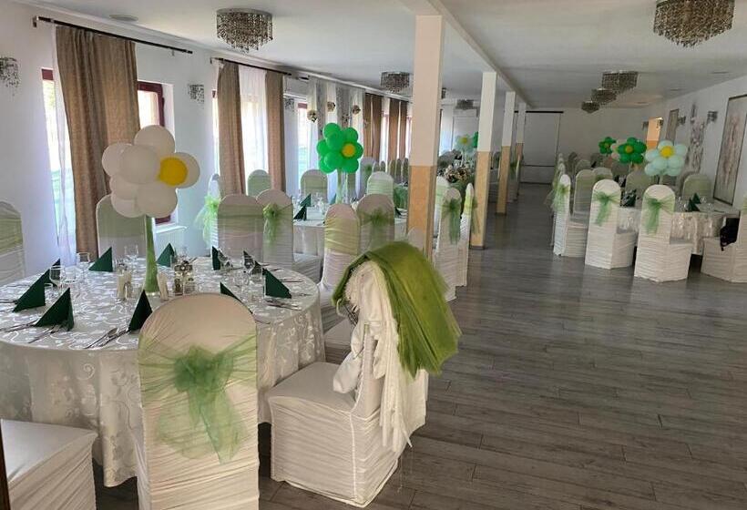 Pensiune Restaurant Casa Sofia