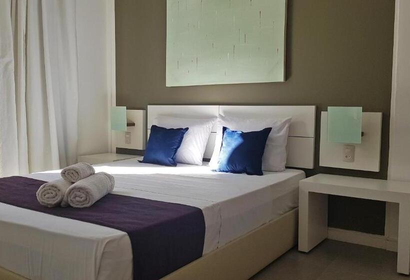 Ravenala Hotel Boutique