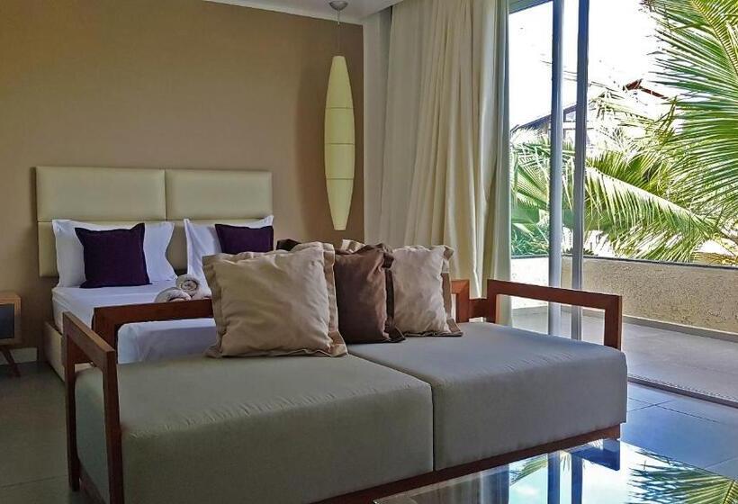 Ravenala Hotel Boutique