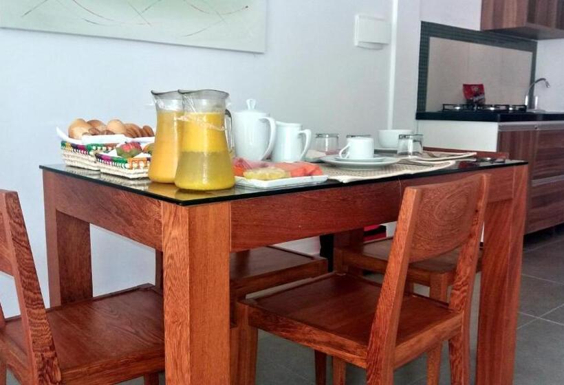 Ravenala Hotel Boutique