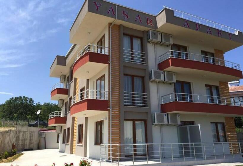 Yasar Apart