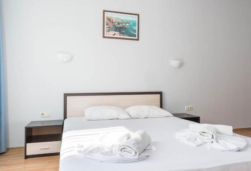 1 St Line Izvora Sea View Apartments On Golden Sands