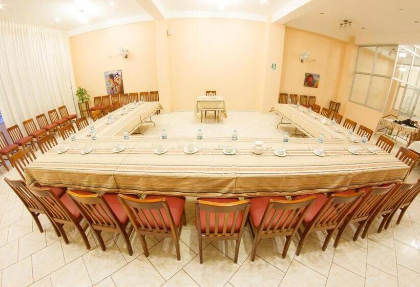 هاستل Amazonia Siu Hostal