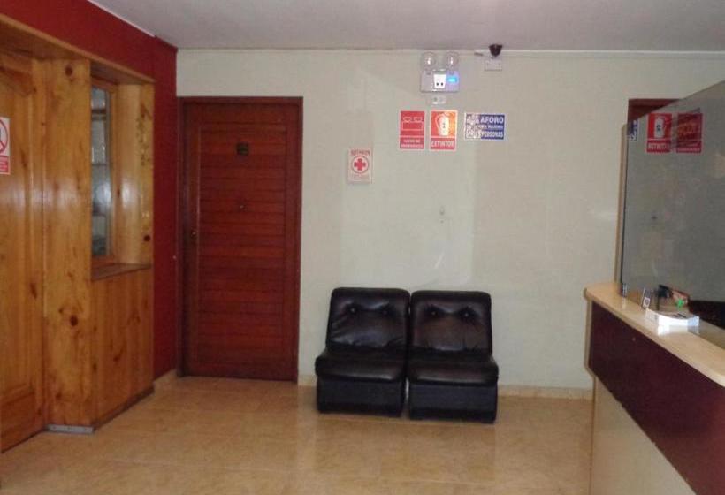 호스텔 Antares Inn