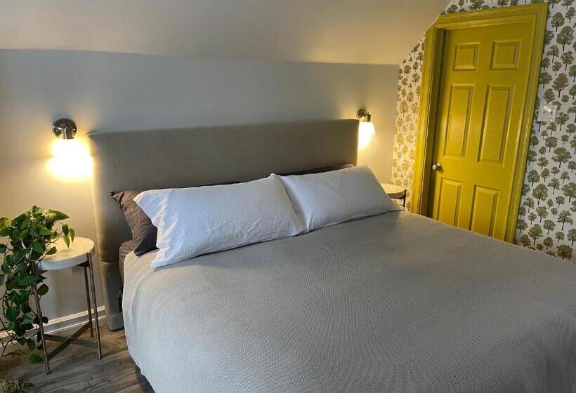 ユースホステル The Archie & Isidore