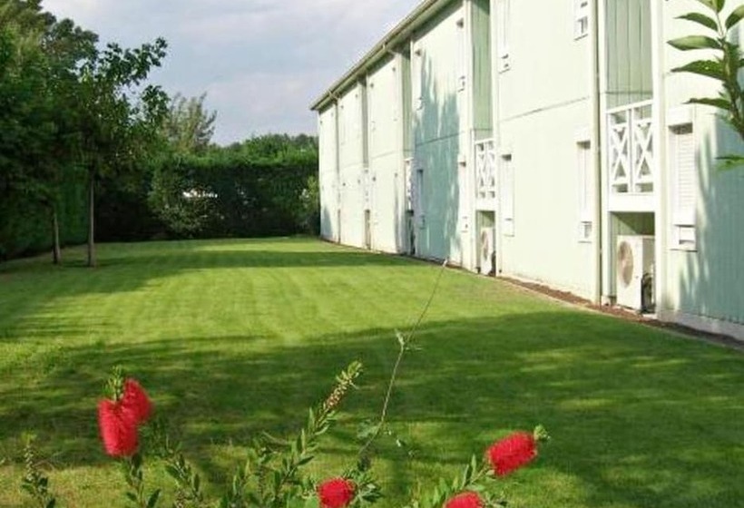 Fasthotel Avignon Nord Le Pontet