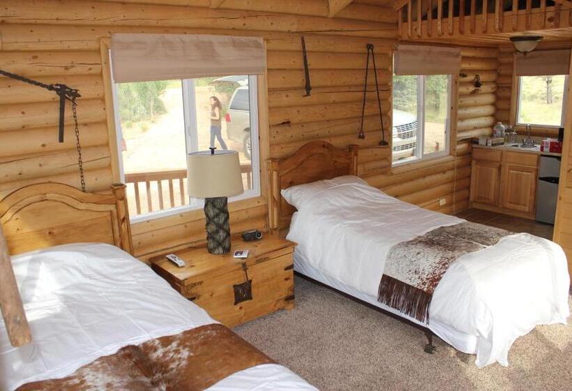 فندق Sevier River Ranch & Cattle Company