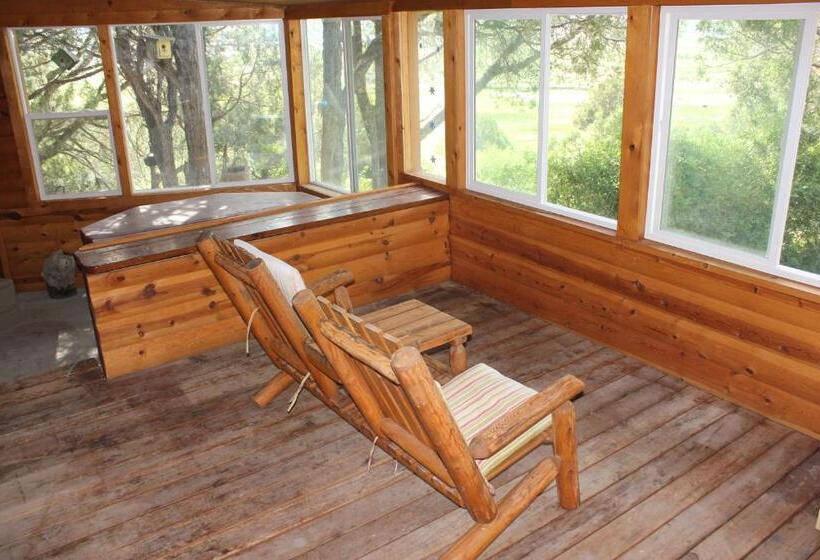 فندق Sevier River Ranch & Cattle Company