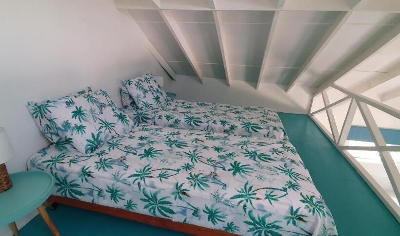 بنسيون & Apartments Chez Hiva