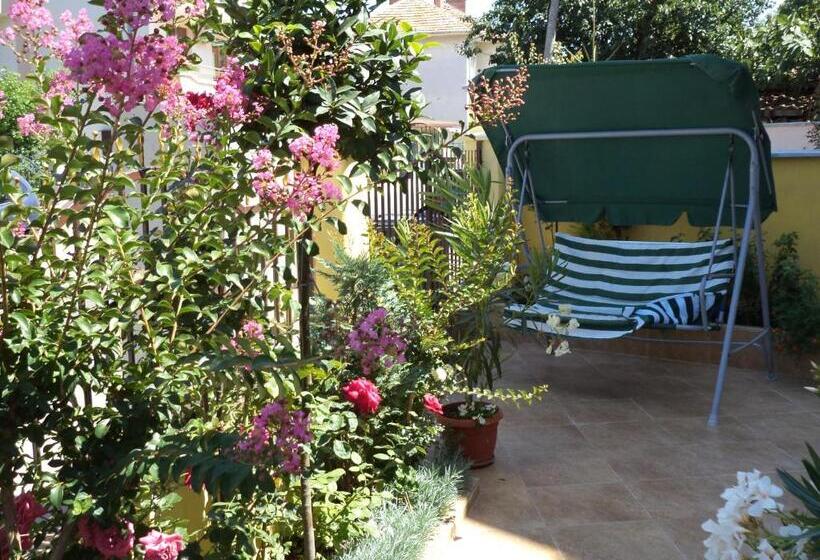 פנסיון Guest House Stoyanovi