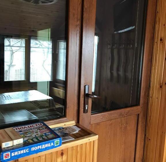 بنسيون Guesthouse Elena