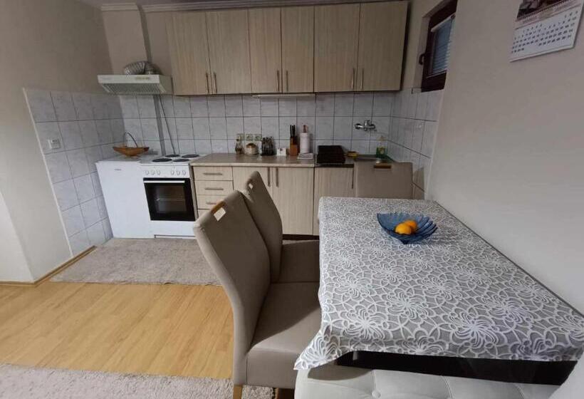 پانسیون Guesthouse Jelena