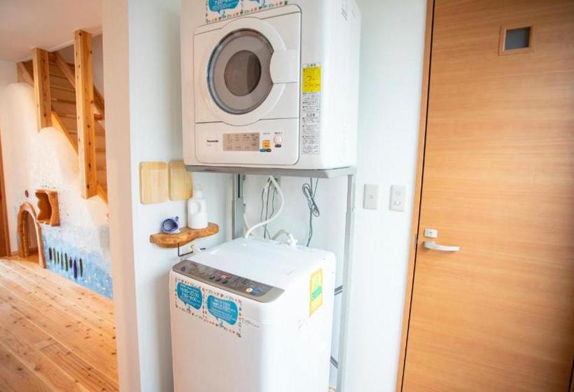 بنسيون Katsuo Guest House