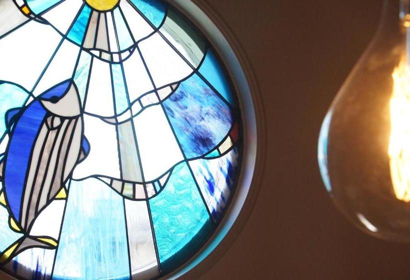 بنسيون Katsuo Guest House