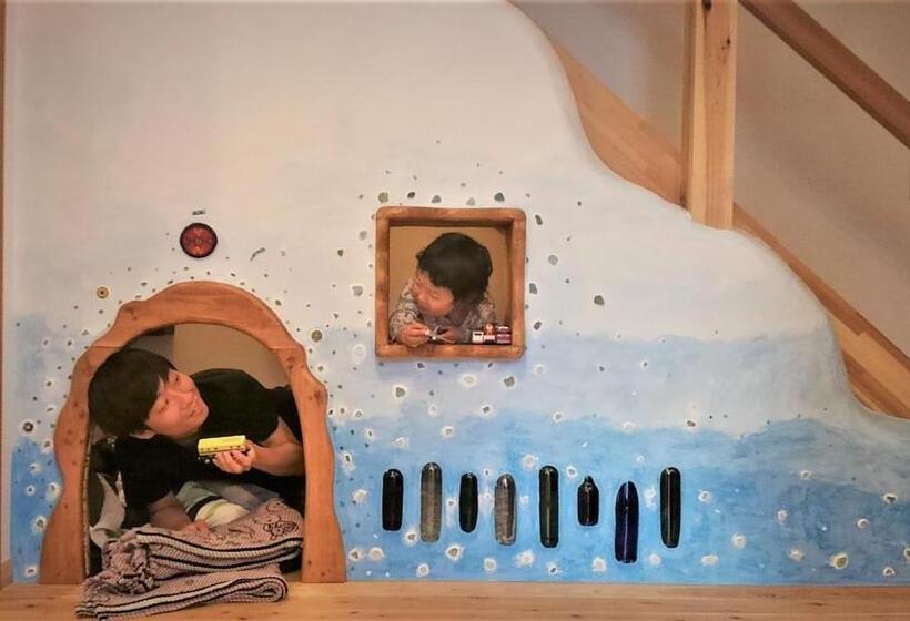 بنسيون Katsuo Guest House